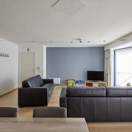 Amazing In With Balcony *